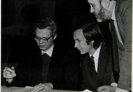 Skaičiuojami Fizikos instituto direktoriaus rinkimų rezultatai, 1990 m.